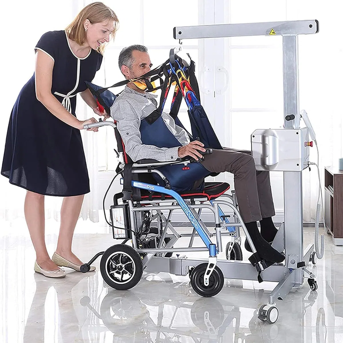 Elektrische Patientenhebemaschine, Transfergerät für Krankenpfleger und gelähmte Patienten, faltbarer Sitzlift mit Fernbedienung und 360-Grad-Drehung