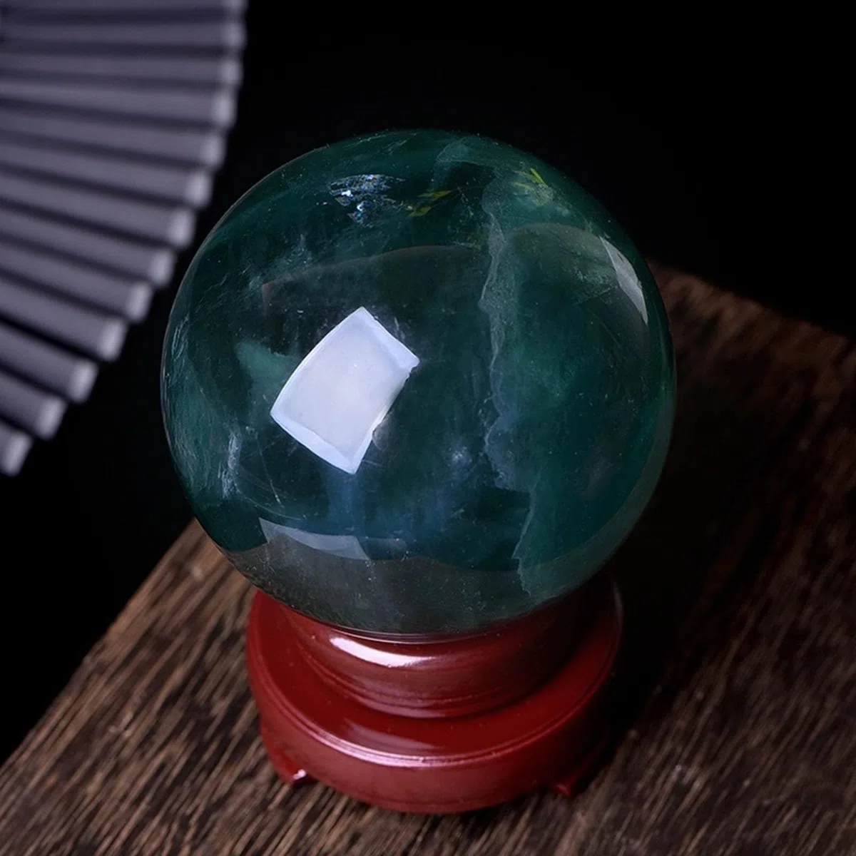 Kristallkugel, 3,9", natürliche dekorative Kugel mit Ständer, Feng Shui Stein Edelsteinkugel Meditation Hexerei(3.9"(10cm))